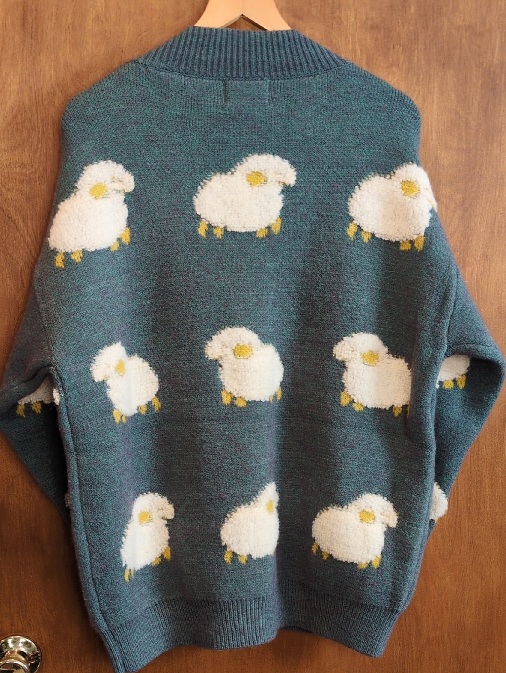 🐑 Aelfric Eden Sheep Pattern Knit Cardigan Sweater Size S - Picture 4 of 5